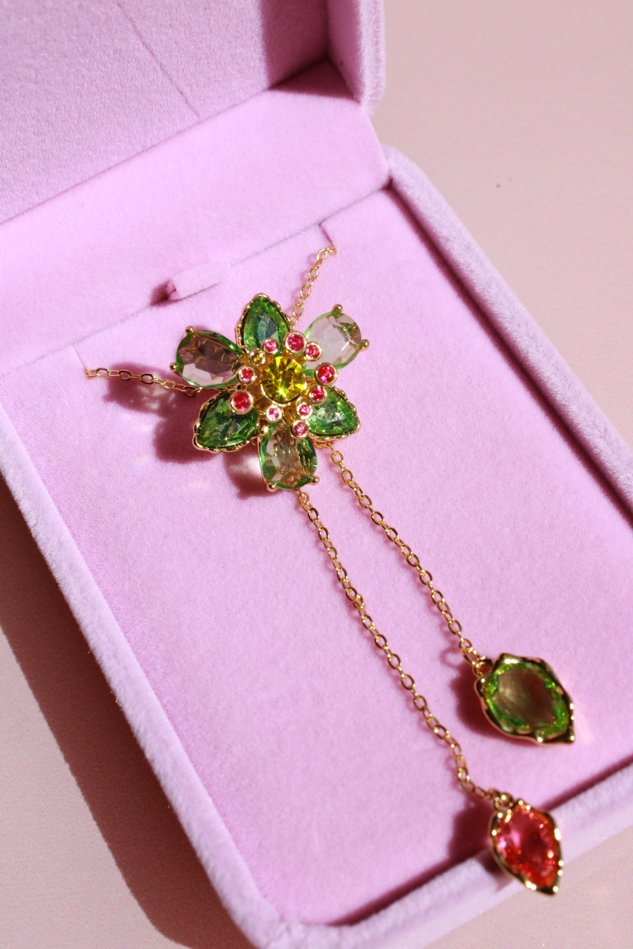 Adjustable Lily Flower Necklace With Green Zircon Stone – 14K Gold Plated- Idilia Inspired Necklace