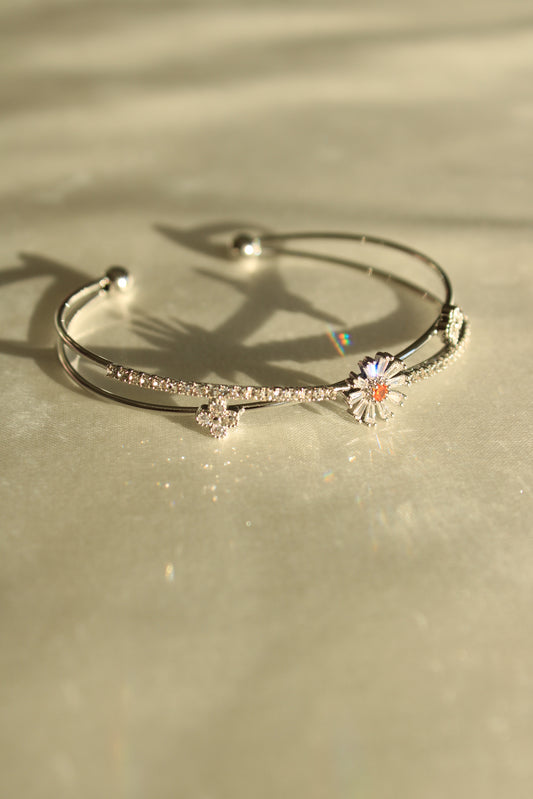 Silver Plated Daisy Bangle Bracelet