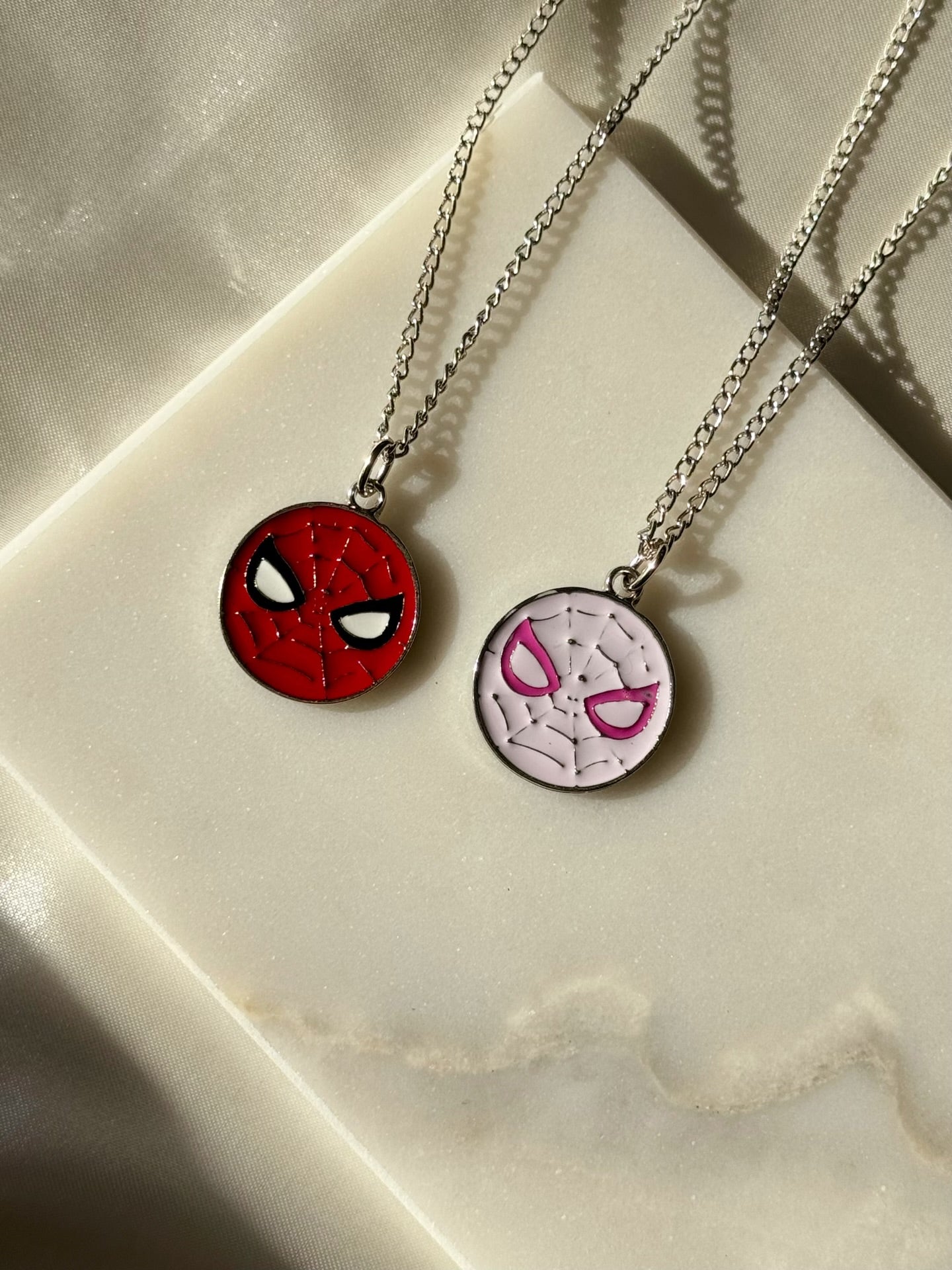 Spider Man & Gwen Round Necklace Set