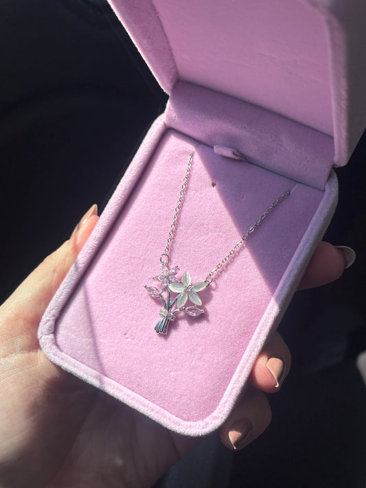 Stainless Steel Narcissus Flower Necklace