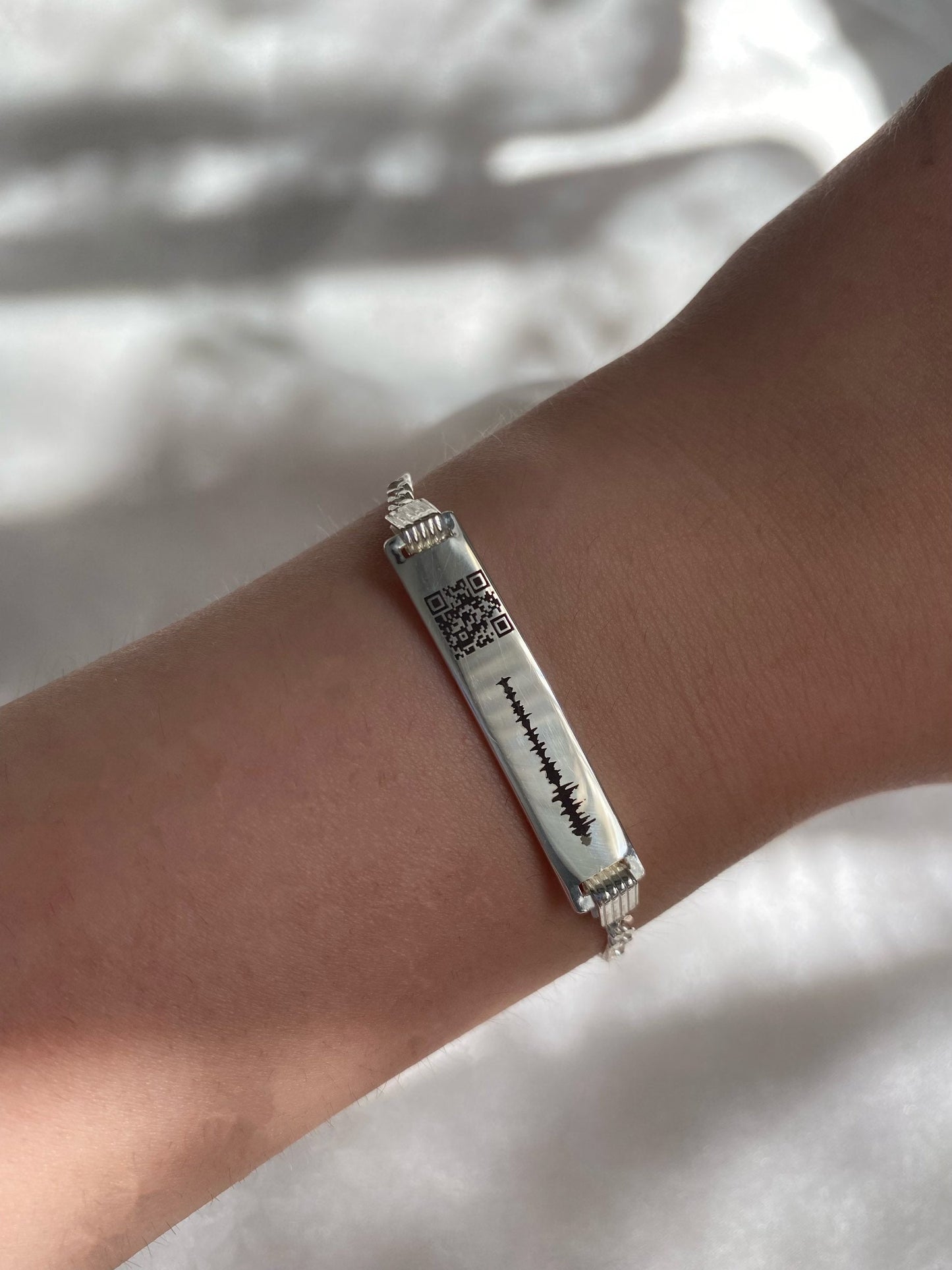 925 Sterling Silver Voice QR Code Unisex Bracelet, Qr Code Bracelet, Qr Code Voice Recording, Custom Silver Bracelet, Voice Message Bracelet